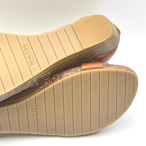 Kenneth‎ Cole Reaction Size 7.5 Cognac Brown T-Strap Low Wedges Sandals Shoes - Picture 11 of 13
